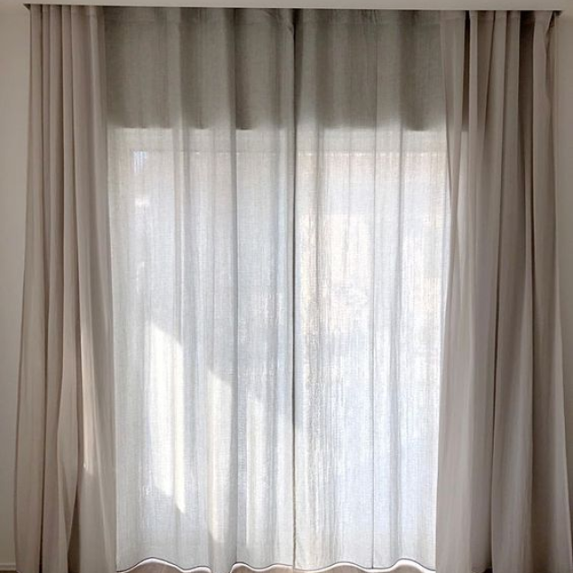 Rèm cửa nâu